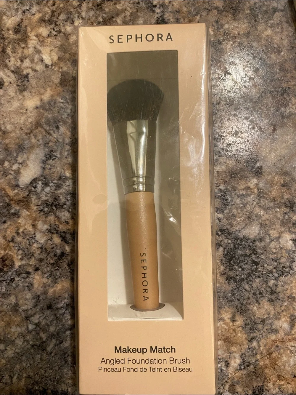 SEPHORA COLLECTION ANGLED FOUNDATION BRUSH NEW IN THE BOX